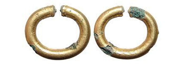 A sample of gold Egyptian rings A sample of gold Egyptian rings